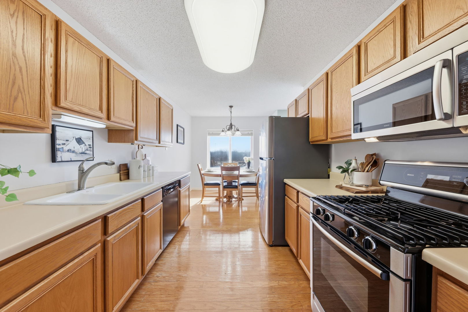 31 E Grove Street #501, Lombard, IL 60148