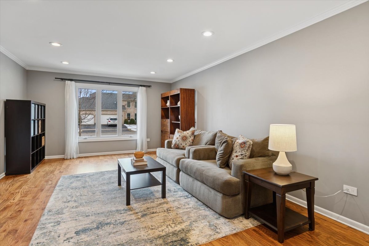 2243 Aster Court, Naperville, IL 60565