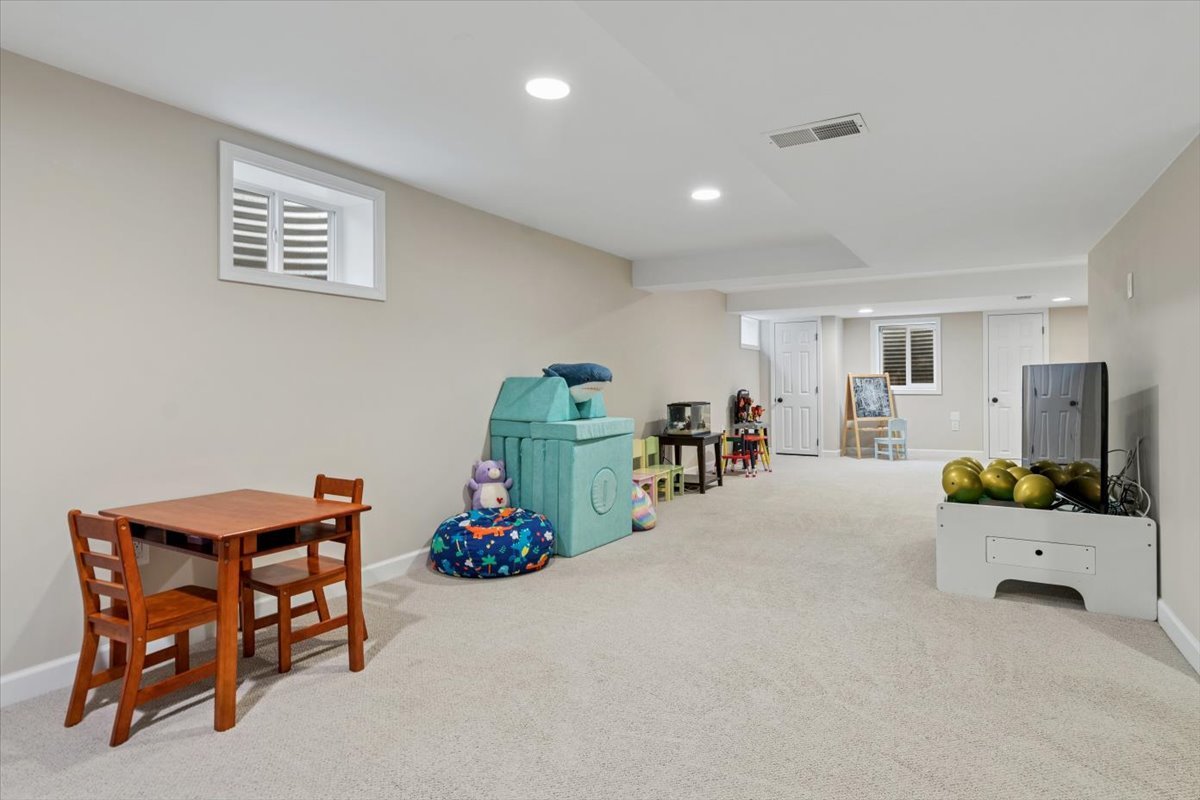 2243 Aster Court, Naperville, IL 60565