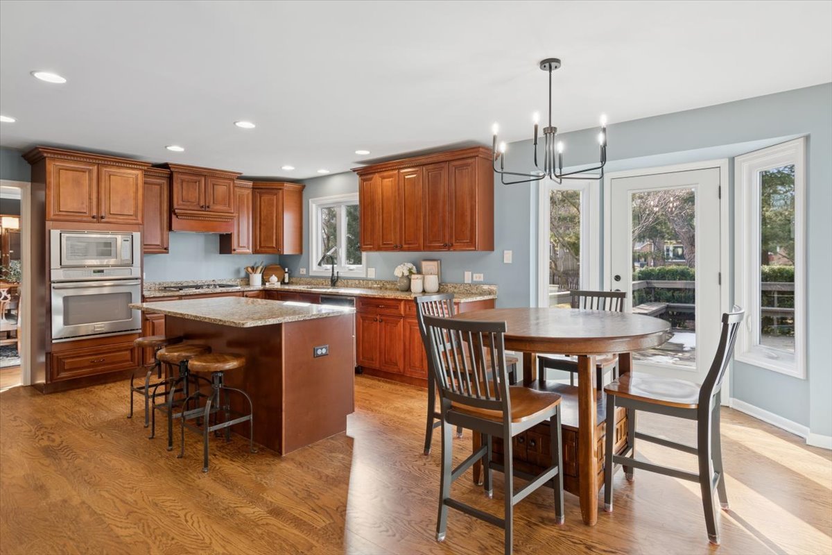 2243 Aster Court, Naperville, IL 60565