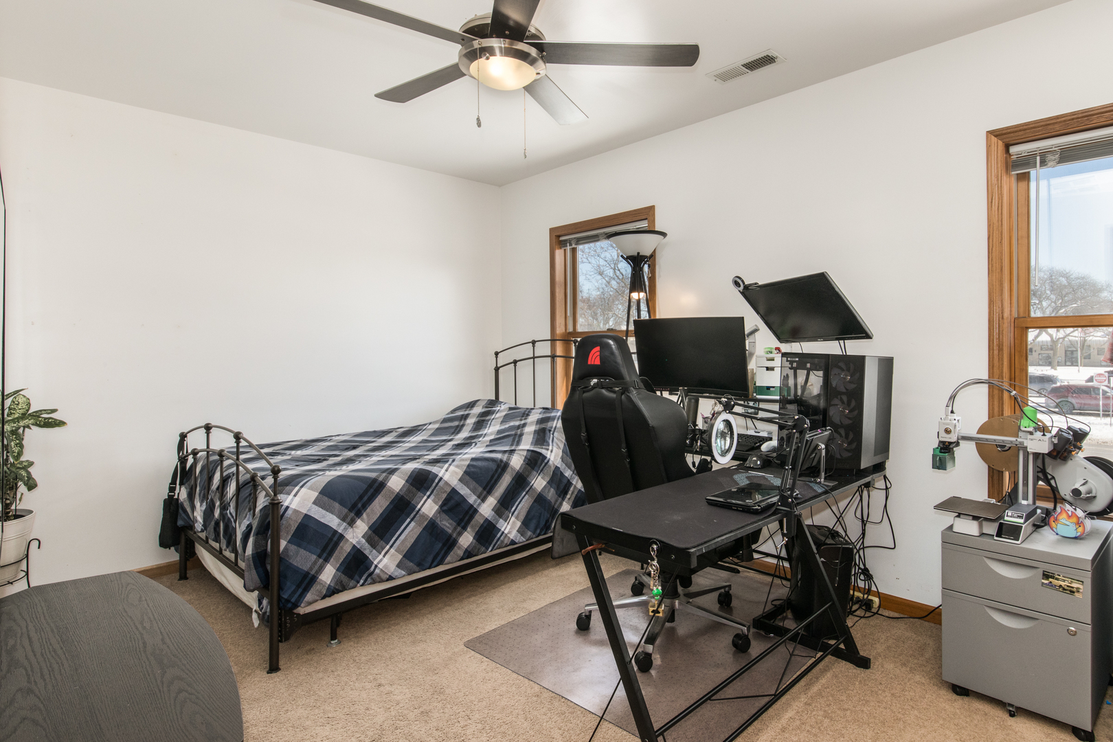 8300 N Harlem Avenue, Niles, IL 60714