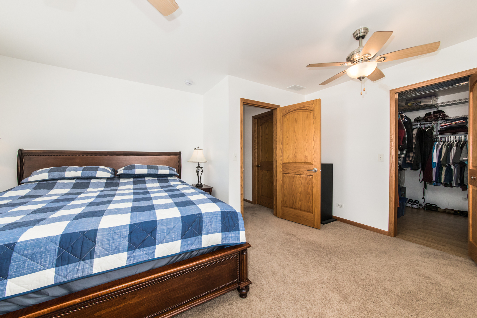 8300 N Harlem Avenue, Niles, IL 60714