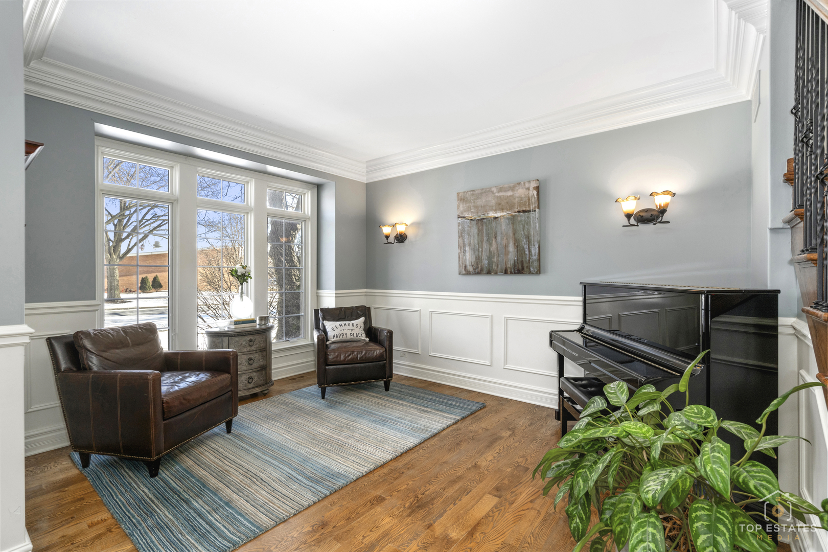 110 N ELM Avenue, Elmhurst, IL 60126