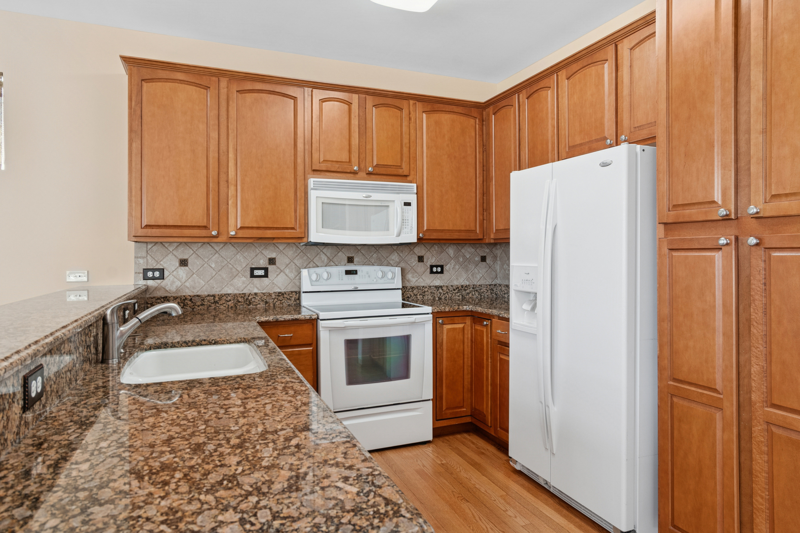 3740 Idlewild Lane, Naperville, IL 60564