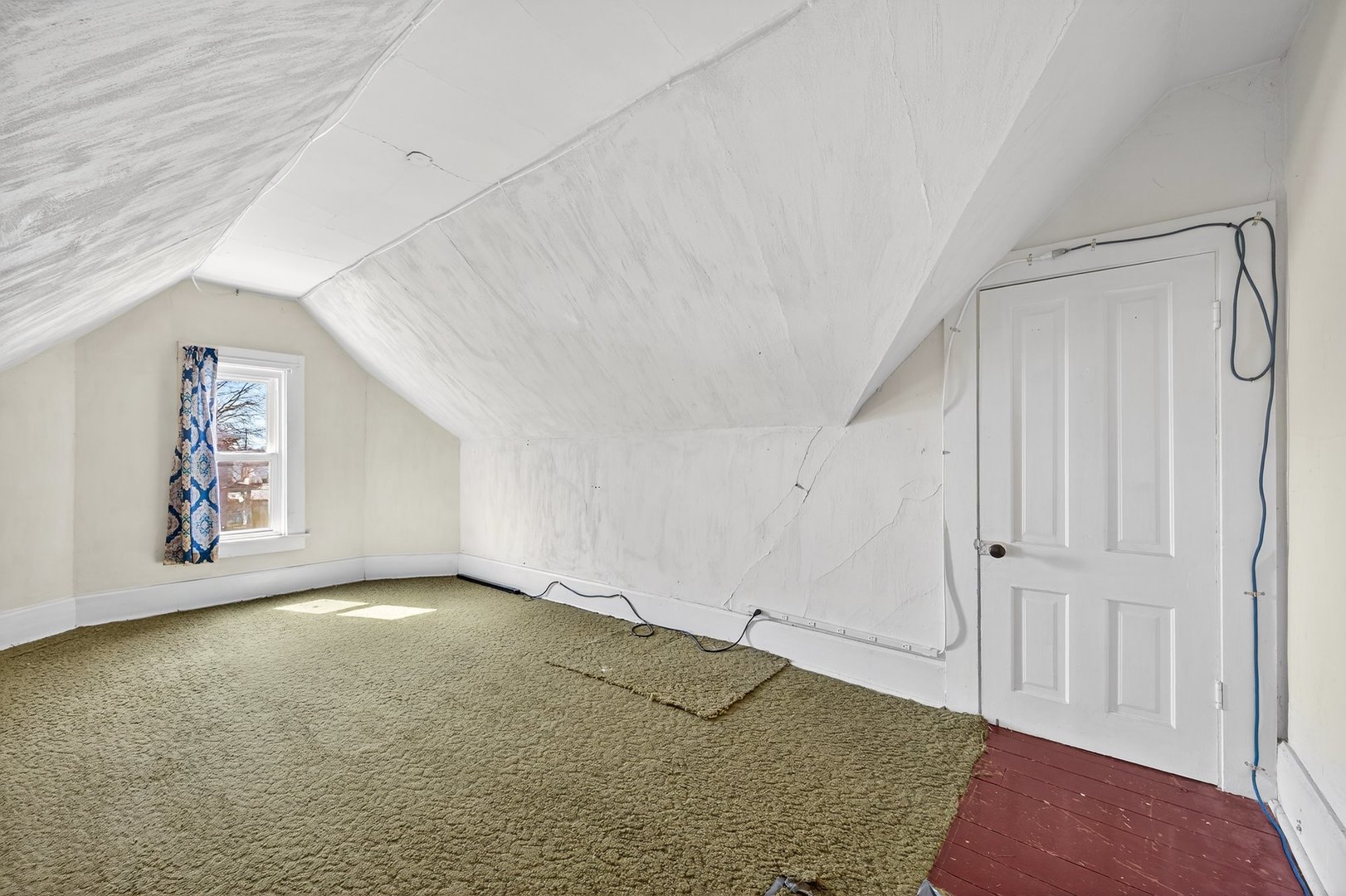 906 Peoria Street, Lincoln, IL 62656