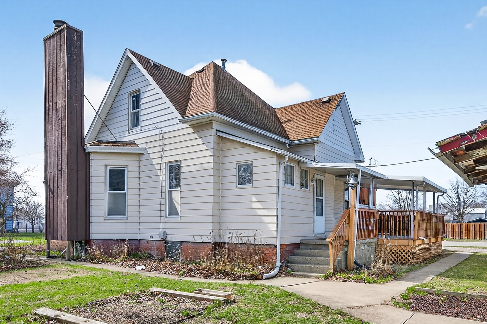 906 Peoria Street, Lincoln, IL 62656