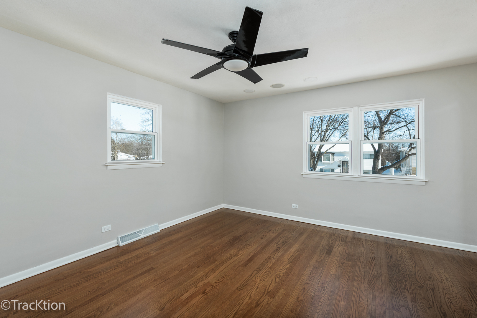 102 Grove Avenue, Glen Ellyn, IL 60137