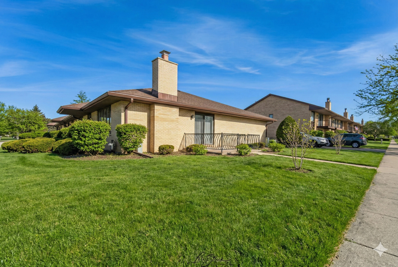 16135 Pine Drive #0, Tinley Park, IL 60477