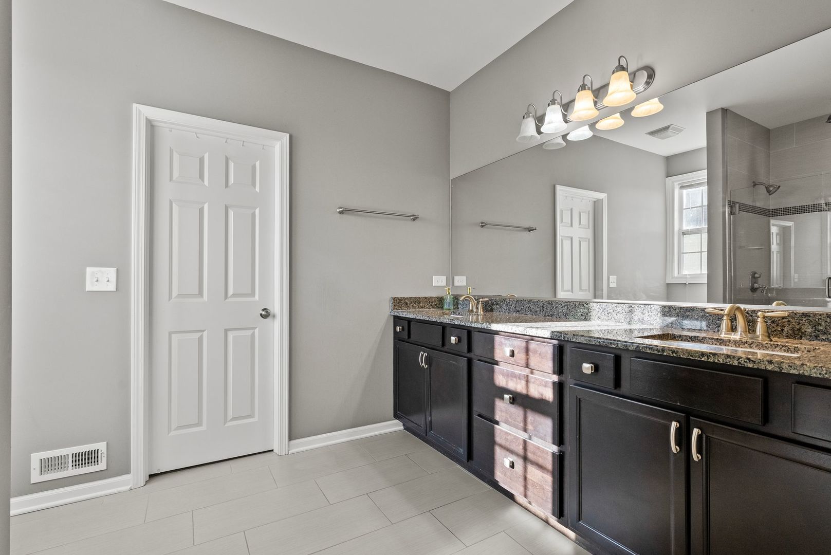 428 E Frontier Drive, Minooka, IL 60447