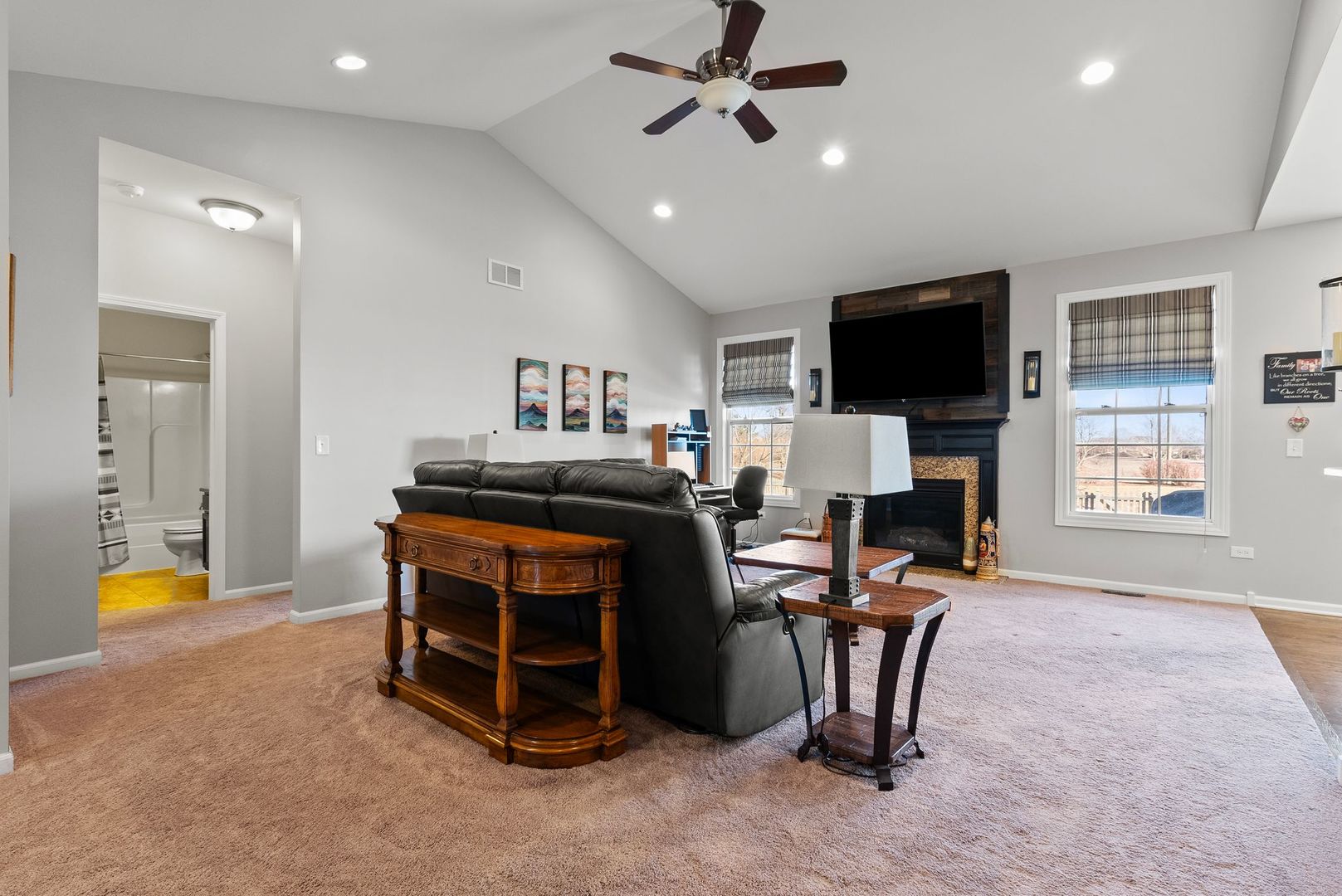 428 E Frontier Drive, Minooka, IL 60447