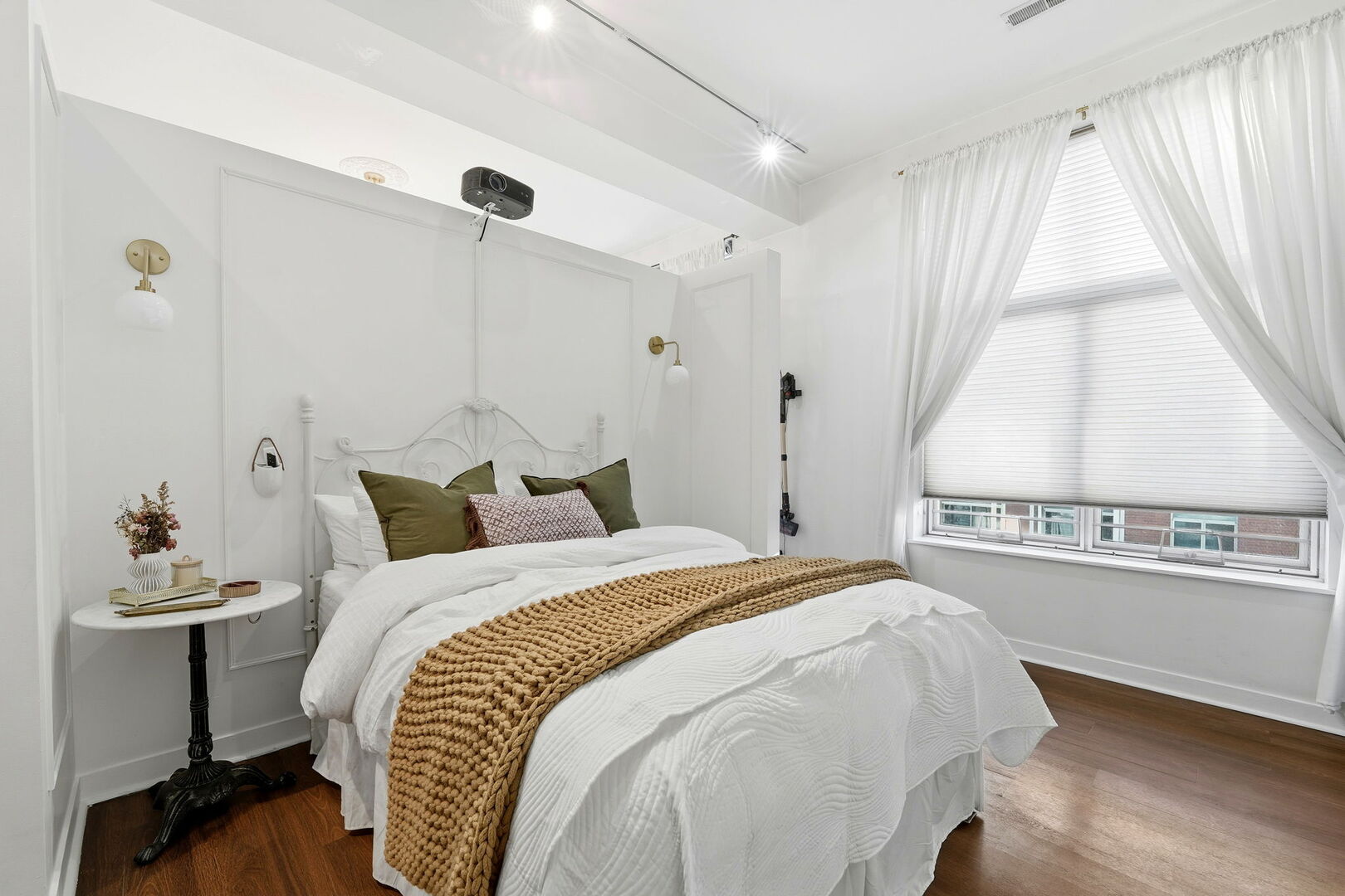 949 W Madison Street #304, Chicago, IL 60607