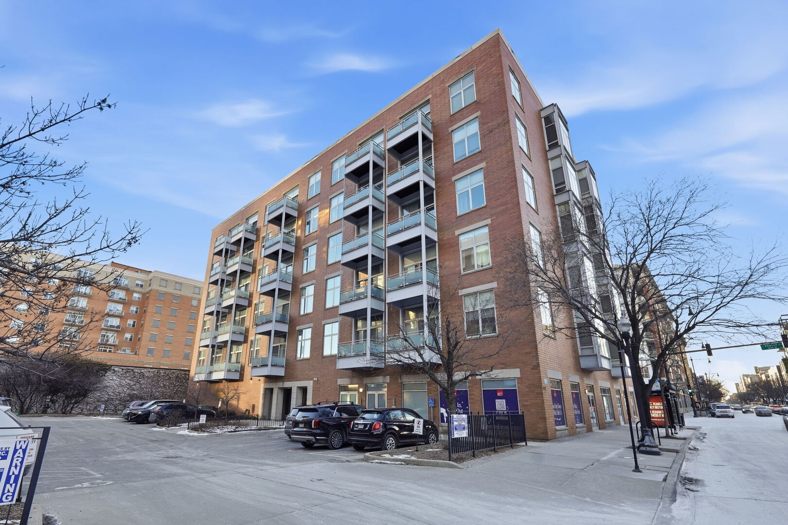 949 W Madison Street #304, Chicago, IL 60607