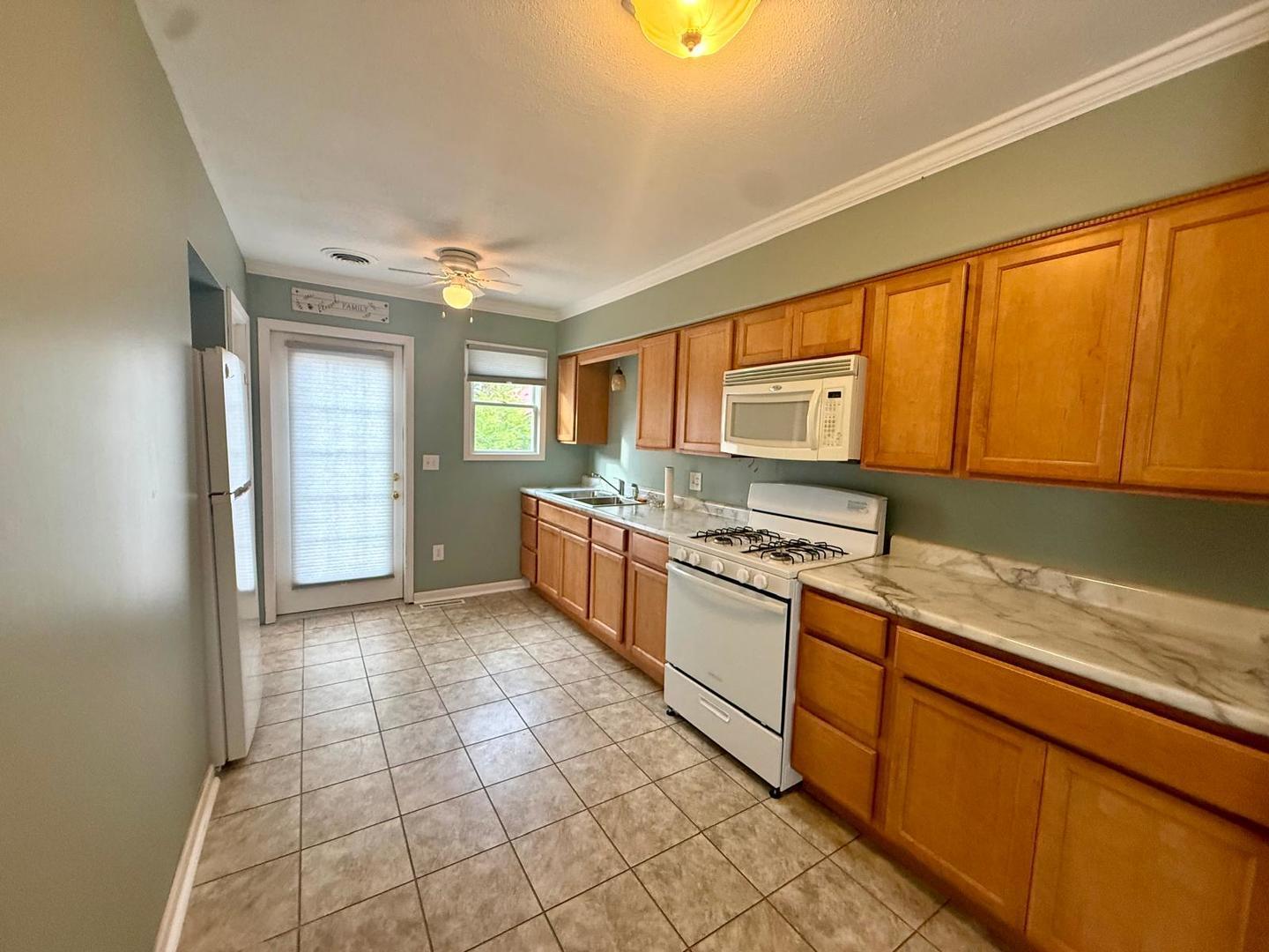 15136 S James Street, Plainfield, IL 60544