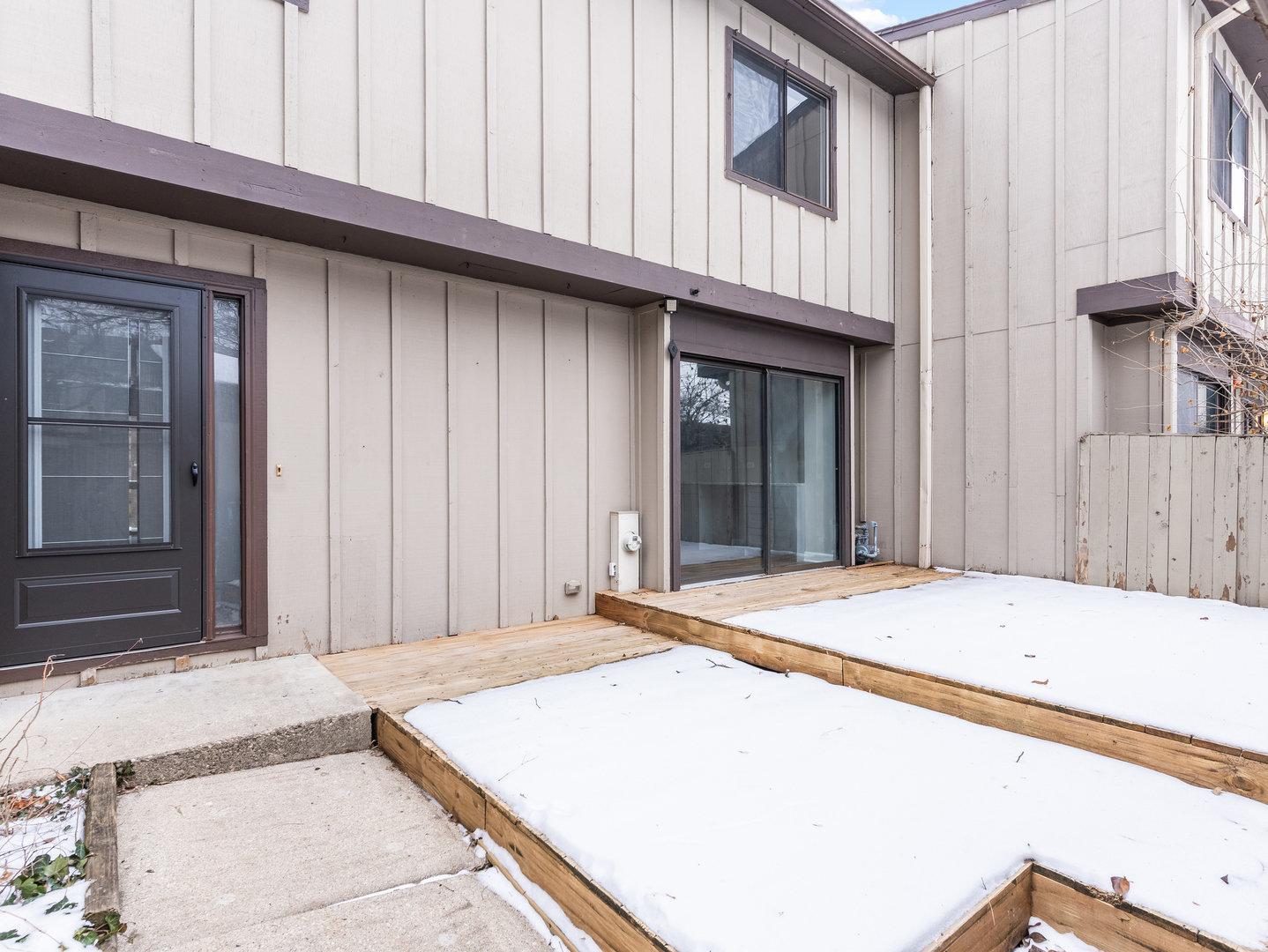 1167 Florimond Drive, Elgin, IL 60123