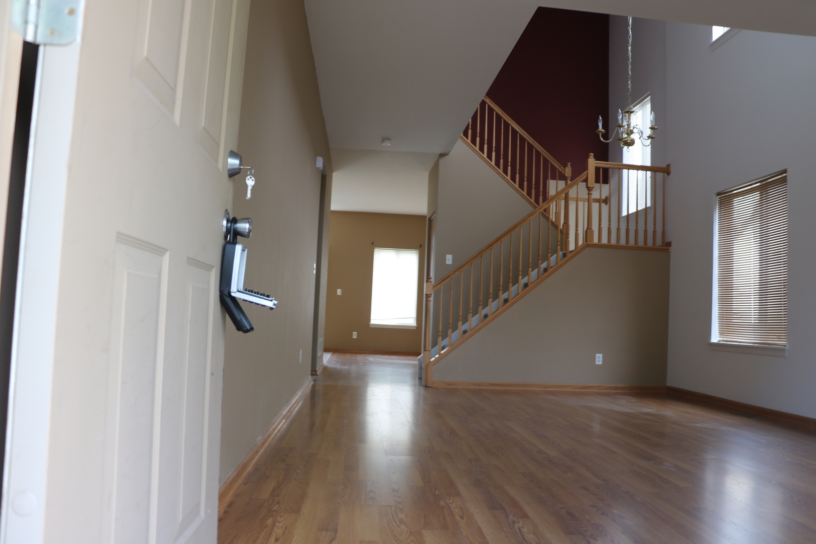 379 Reston Circle, Romeoville, IL 60446