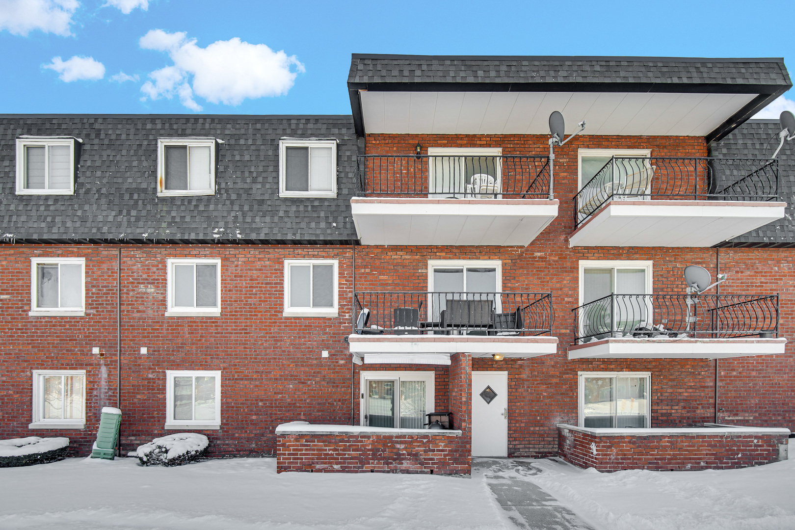 17006 Novak Drive #T107, Hazel Crest, IL 60429