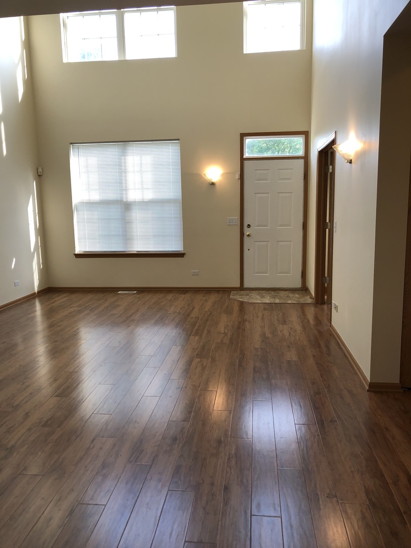 1860 FESCUE Drive, Aurora, IL 60504