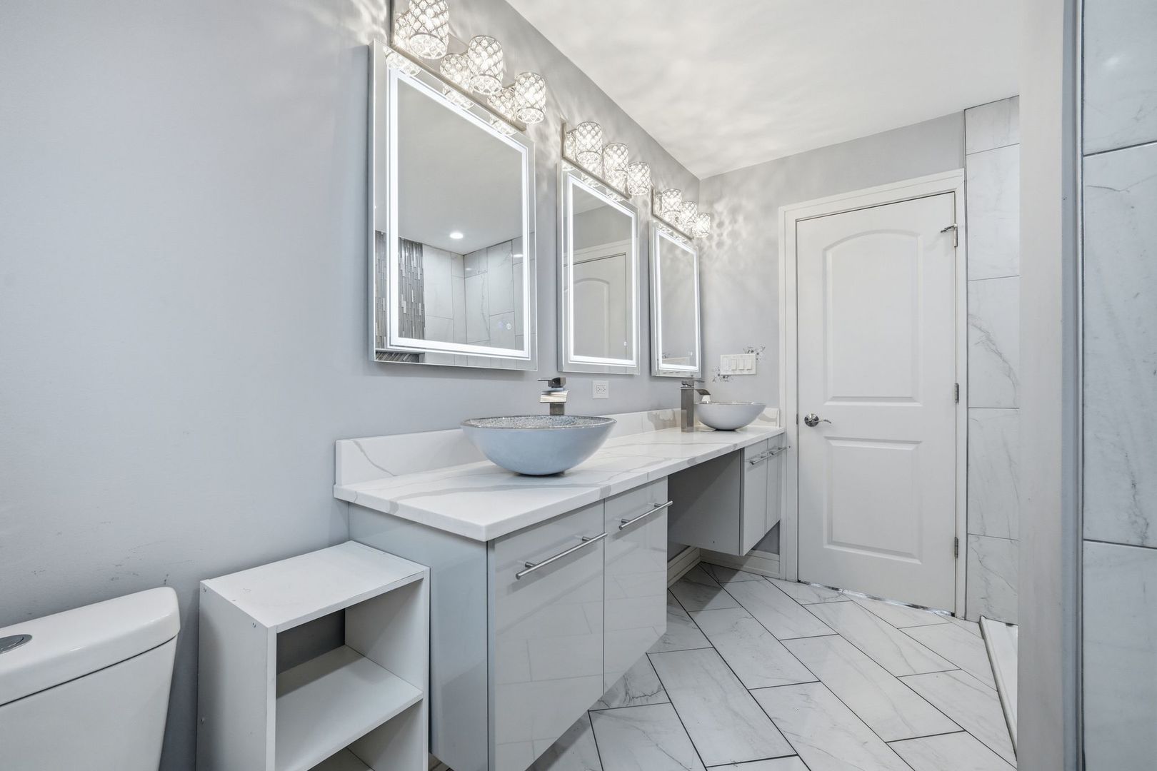 12418 S Aberdeen Street, Calumet Park, IL 60827