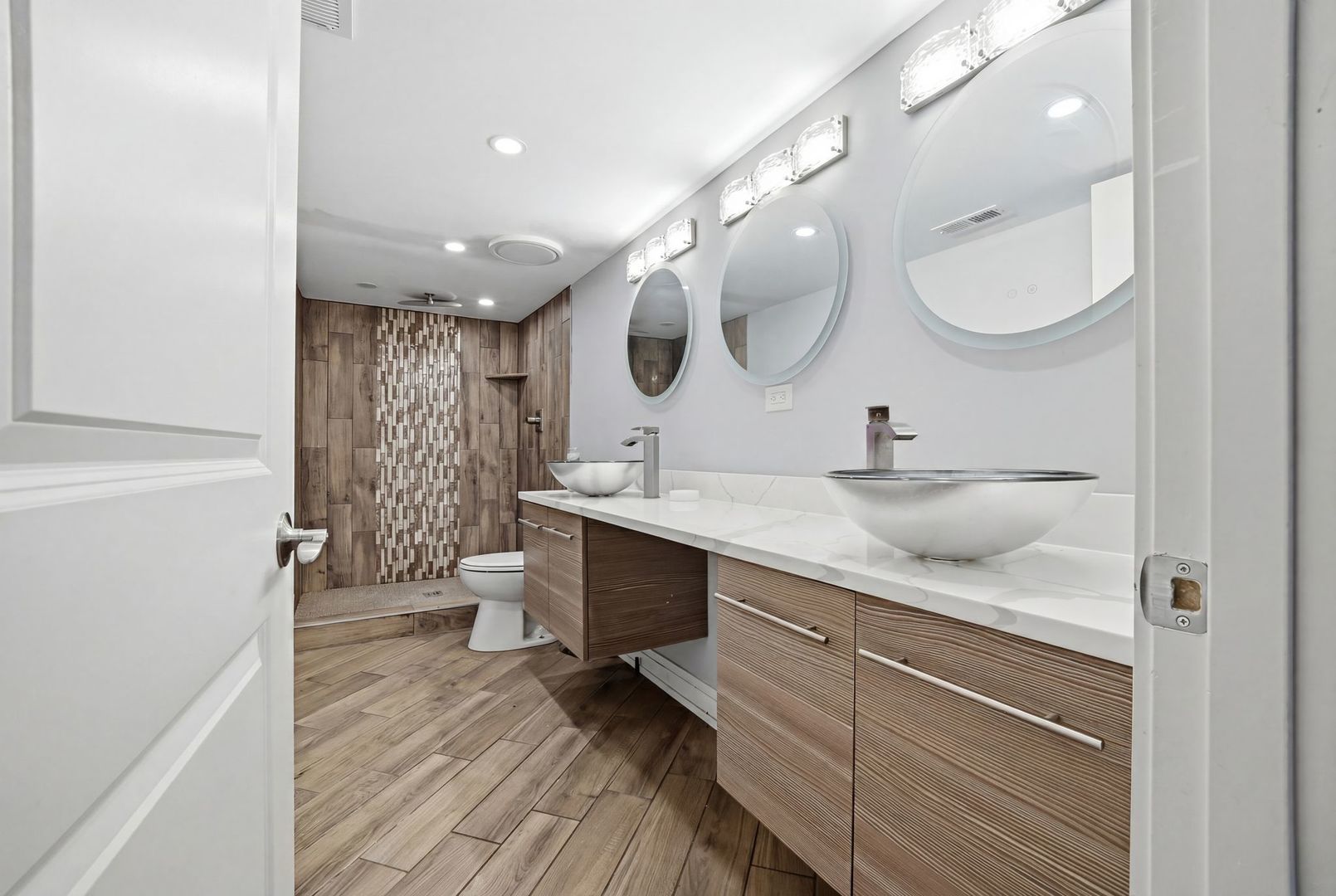 12418 S Aberdeen Street, Calumet Park, IL 60827