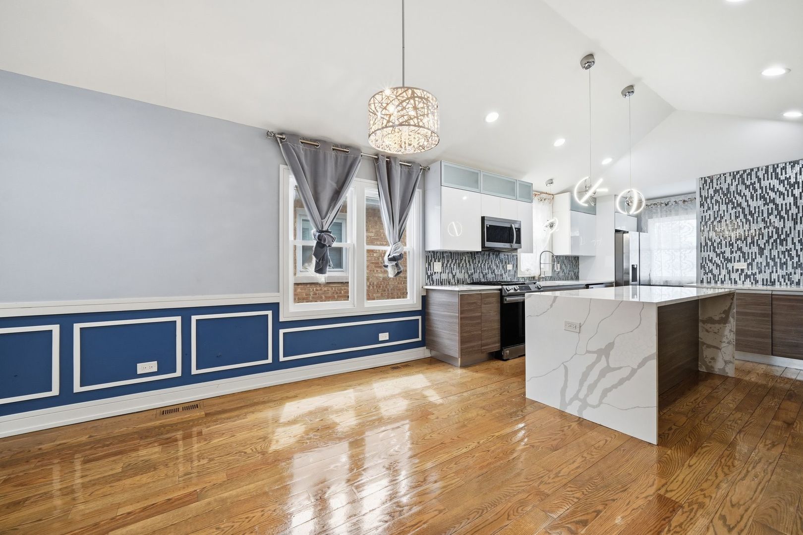 12418 S Aberdeen Street, Calumet Park, IL 60827