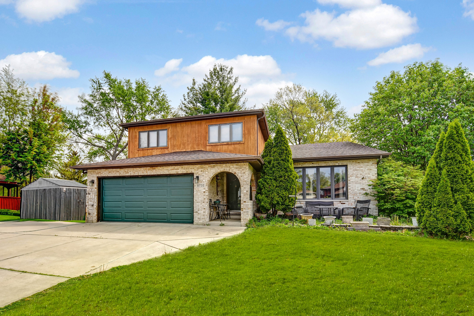 6732 W 113th Place, Worth, IL 60482