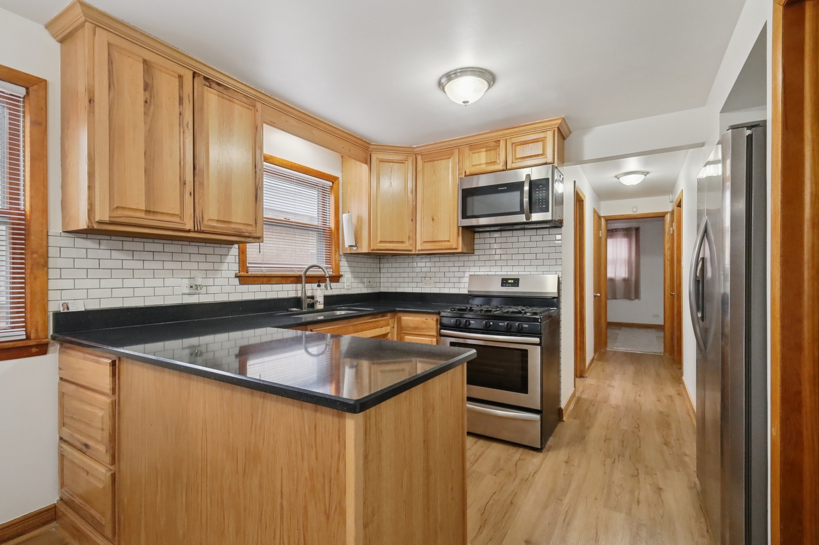 1711 W 43rd Street, Chicago, IL 60609