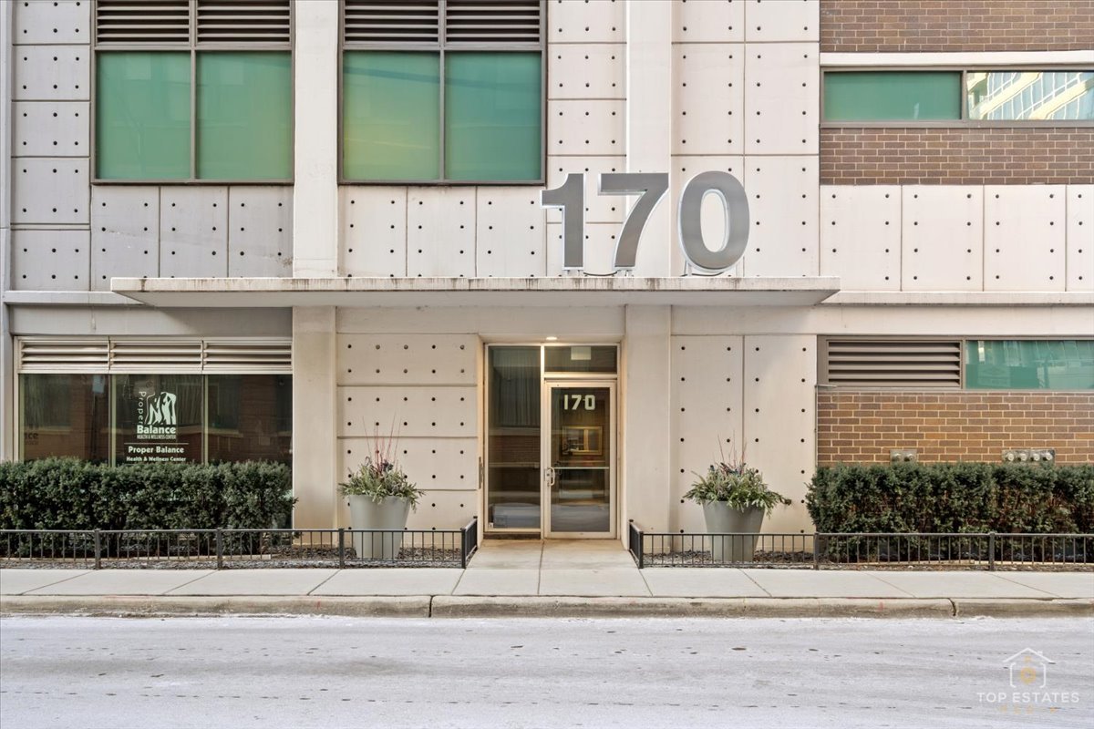 170 W POLK Street #1308, Chicago, IL 60605