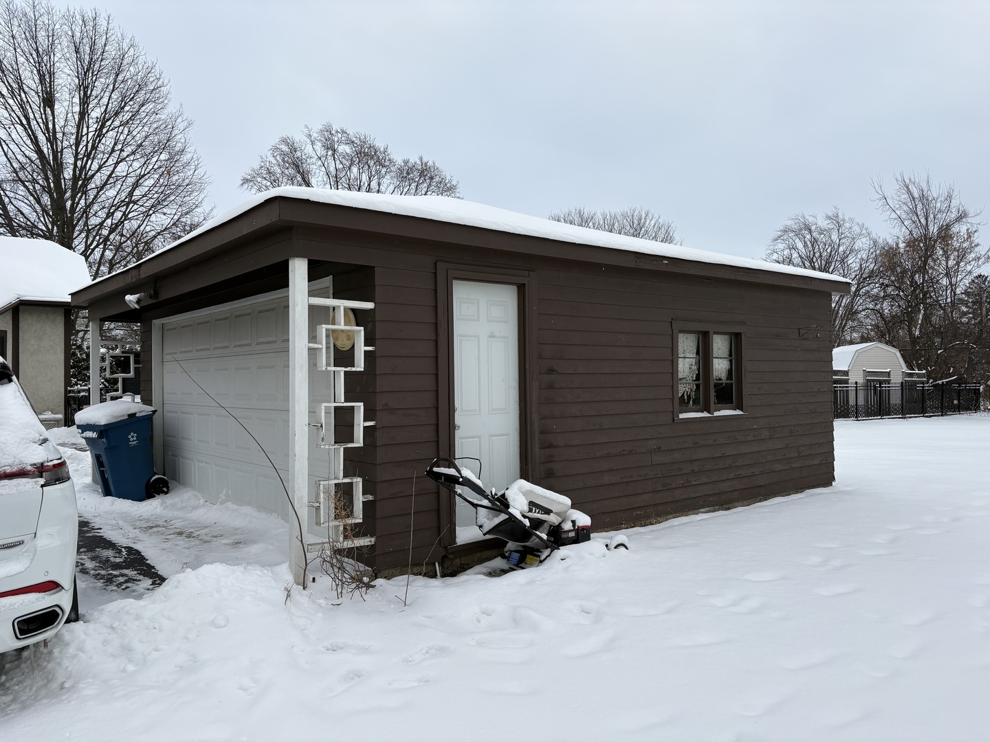 266 W Fremont Avenue, Elmhurst, IL 60126