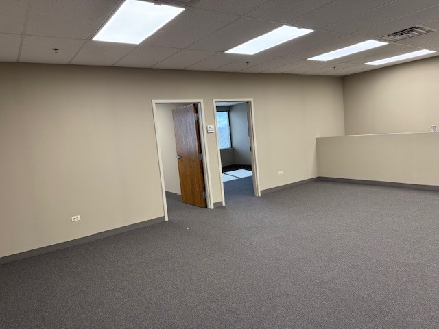 2600 Beverly Drive #108B, Aurora, IL 60502
