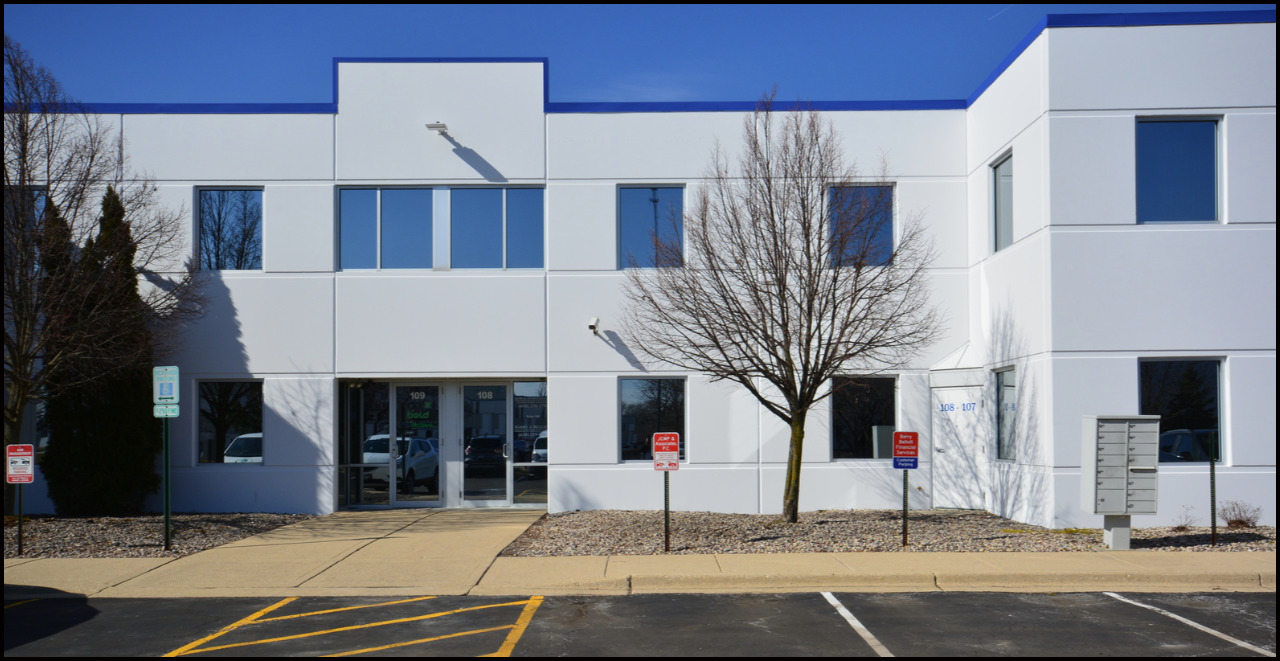 2600 Beverly Drive #108B, Aurora, IL 60502