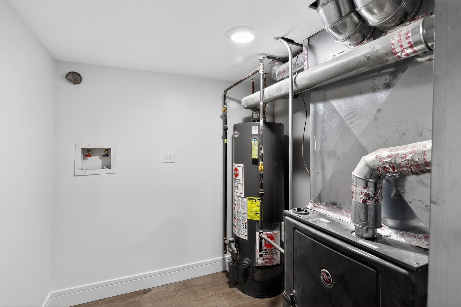 4845 W Congress Parkway, Chicago, IL 60644