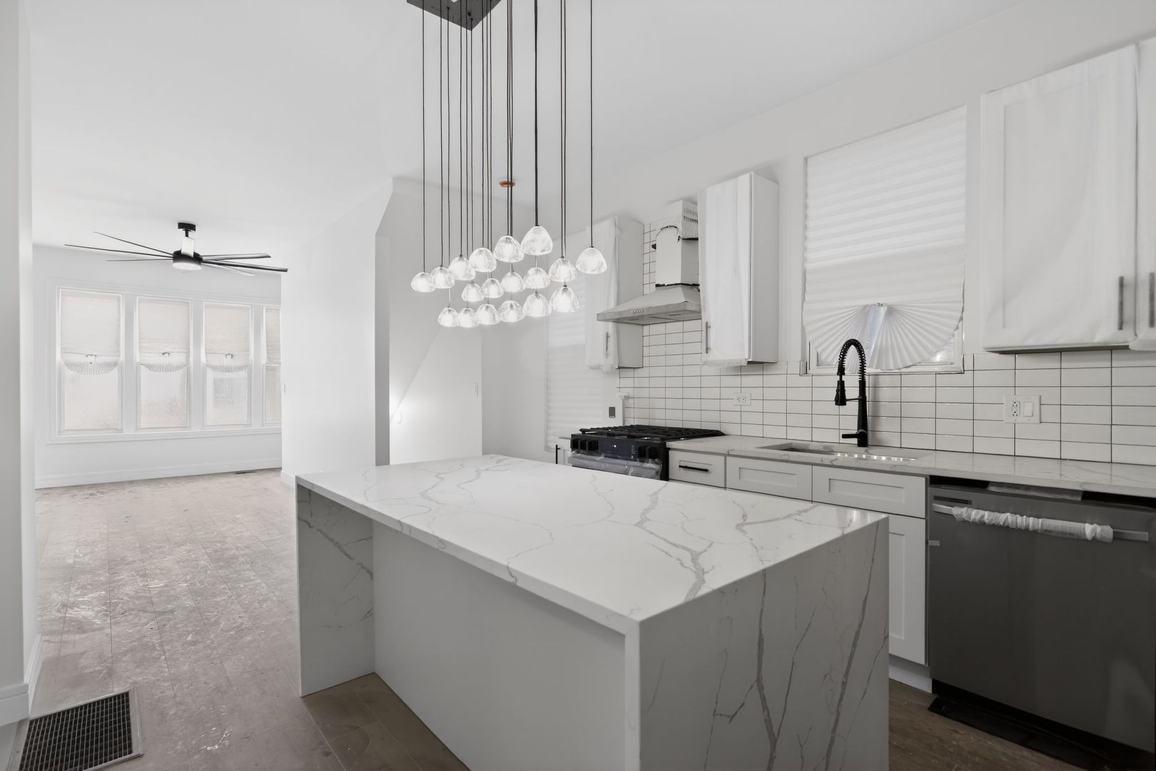 4845 W Congress Parkway, Chicago, IL 60644