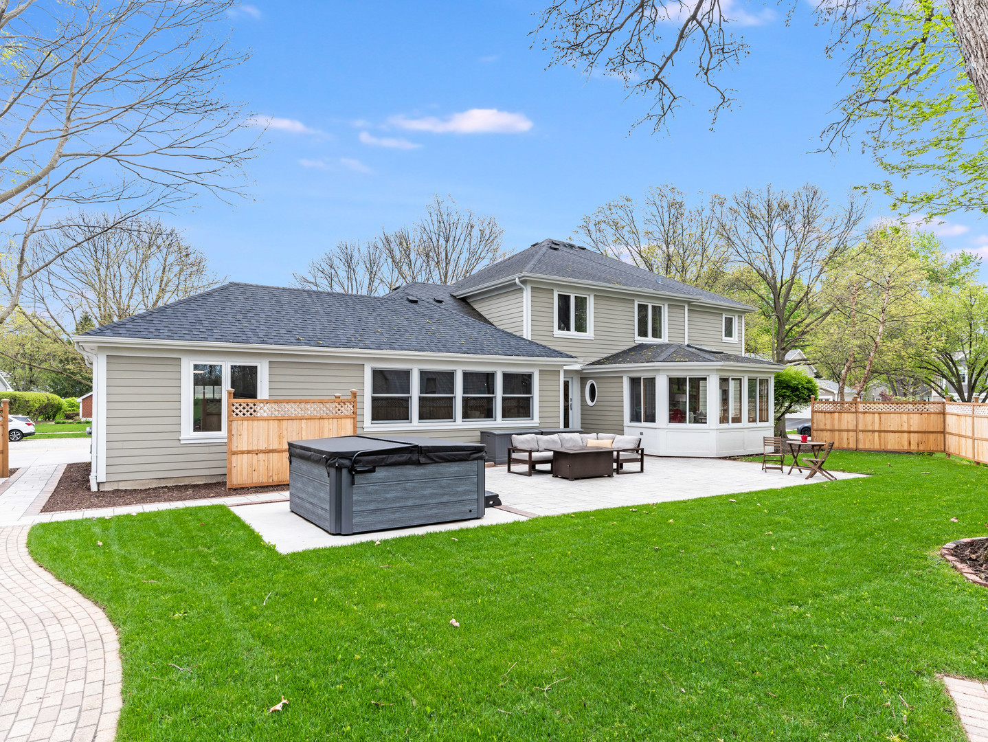 1415 Heatherton Drive, Naperville, IL 60563