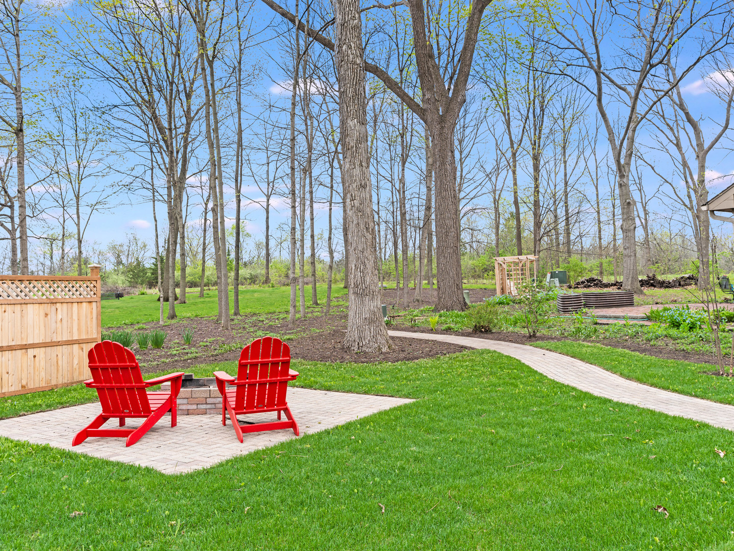 1415 Heatherton Drive, Naperville, IL 60563