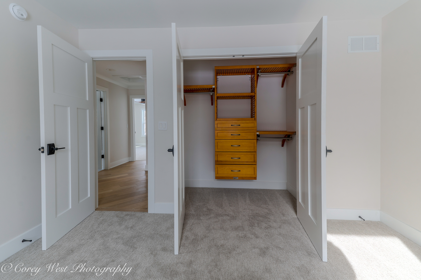 42W668 Steeplechase Drive, St. Charles, IL 60175