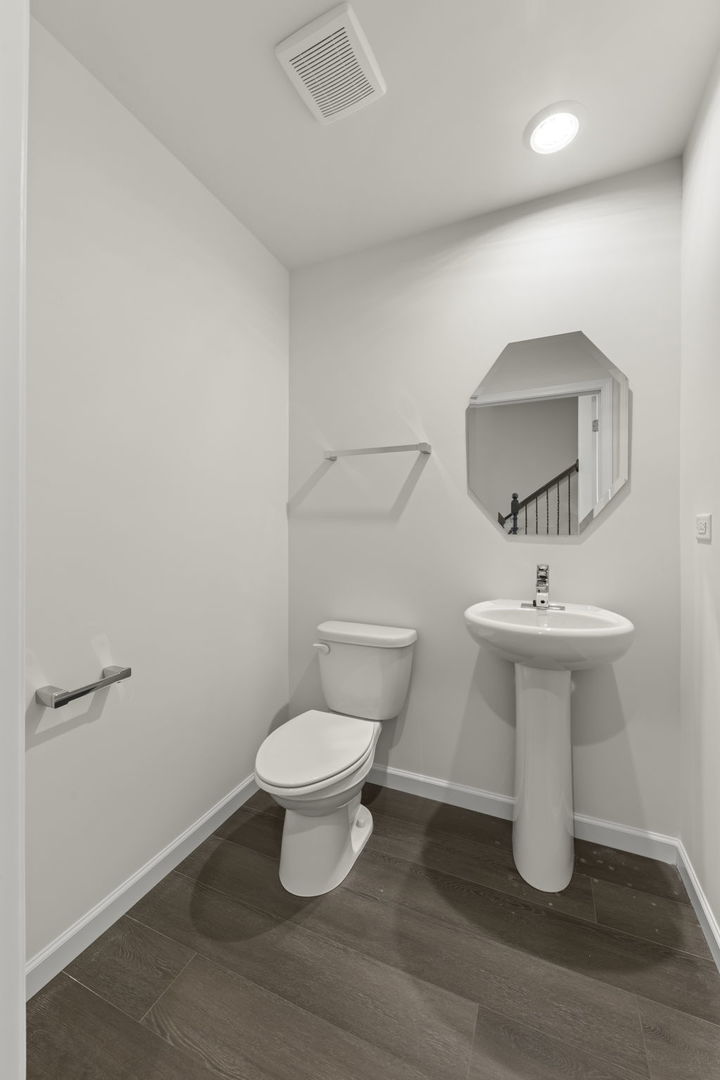 Bolingbrook, IL 60490