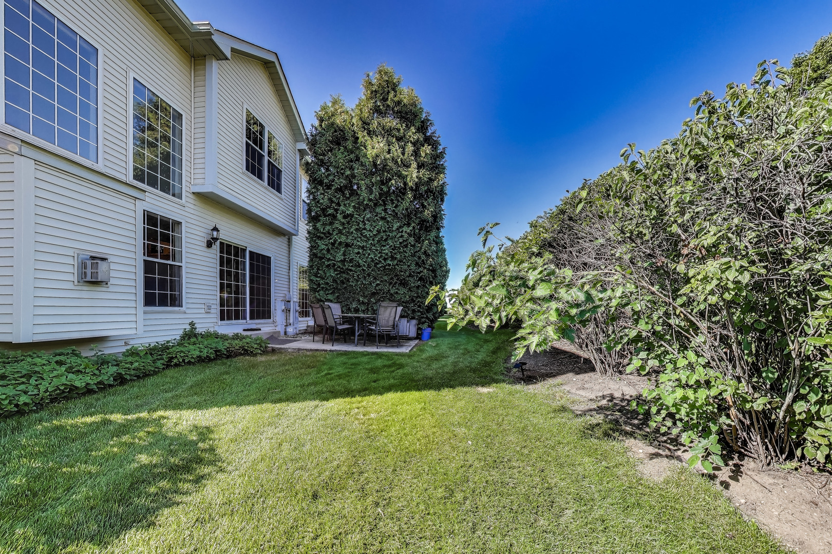 1086 Lily Field Lane, Bolingbrook, IL 60440