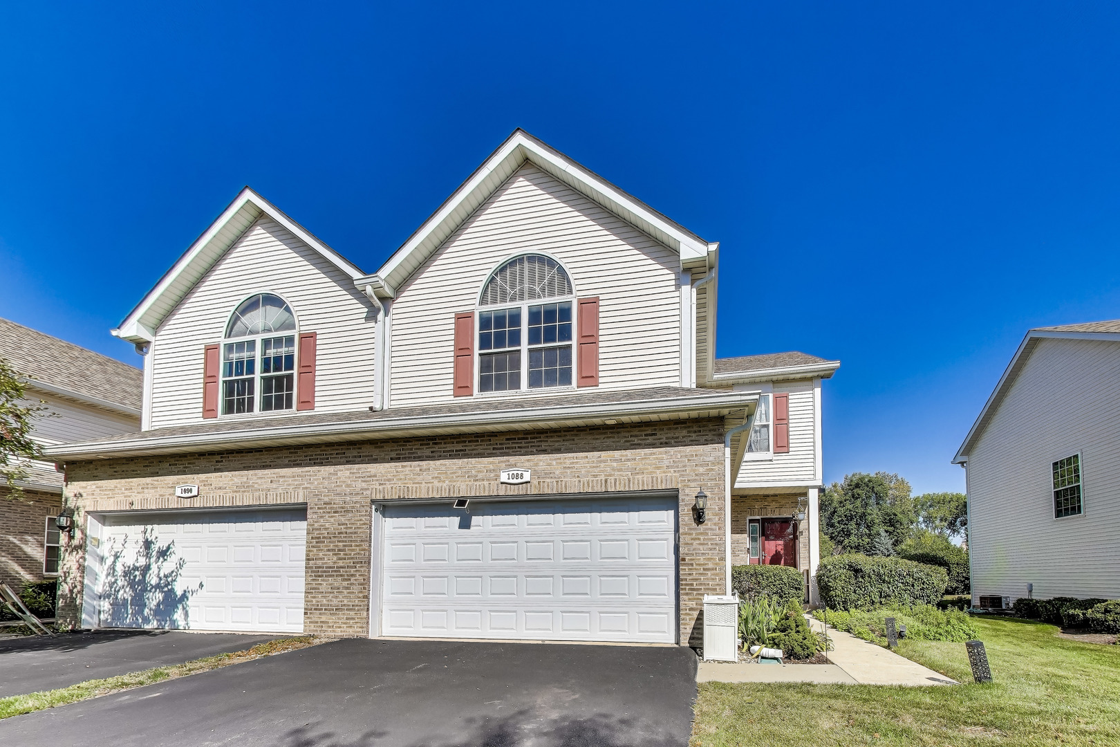 1086 Lily Field Lane, Bolingbrook, IL 60440