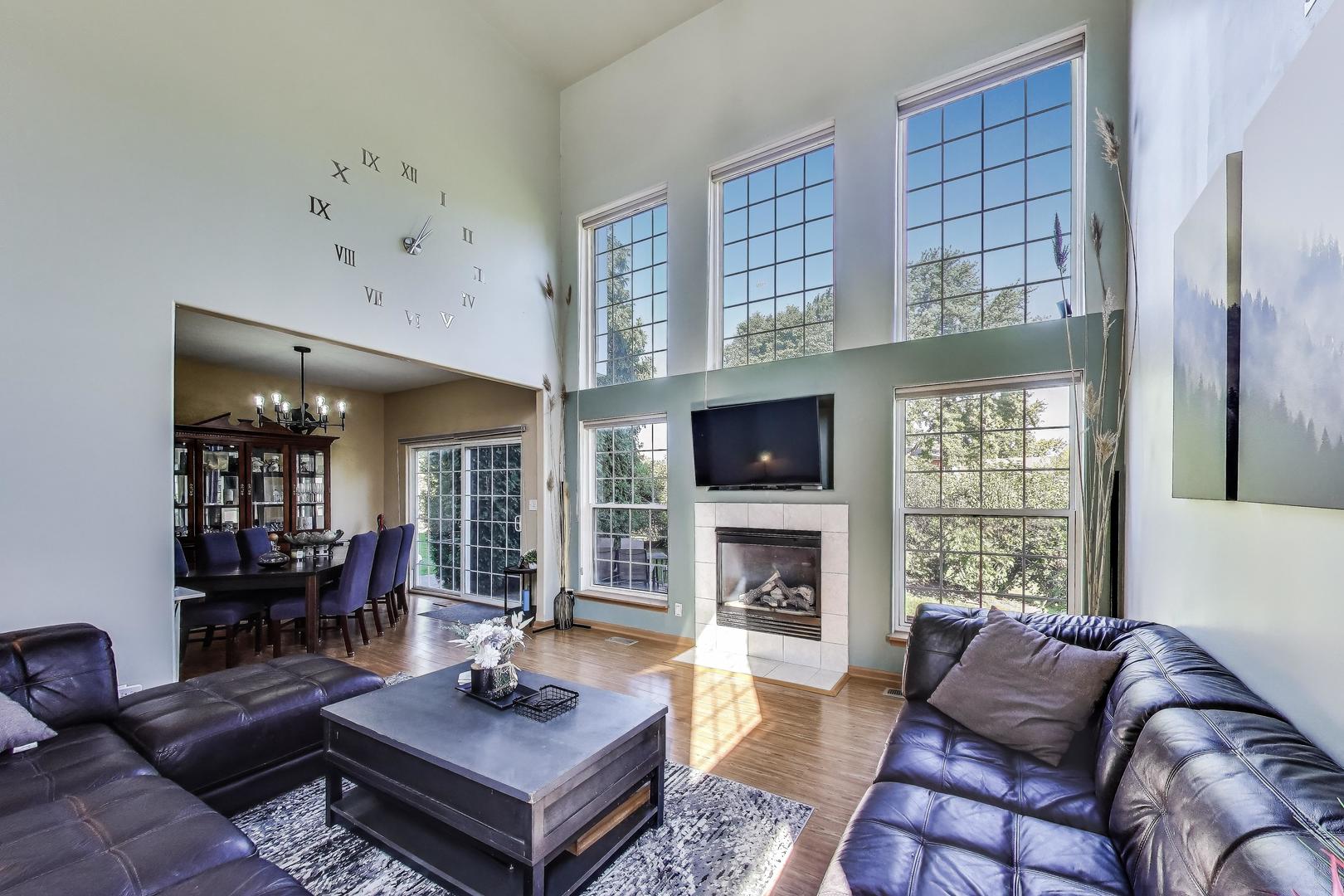 1086 Lily Field Lane, Bolingbrook, IL 60440