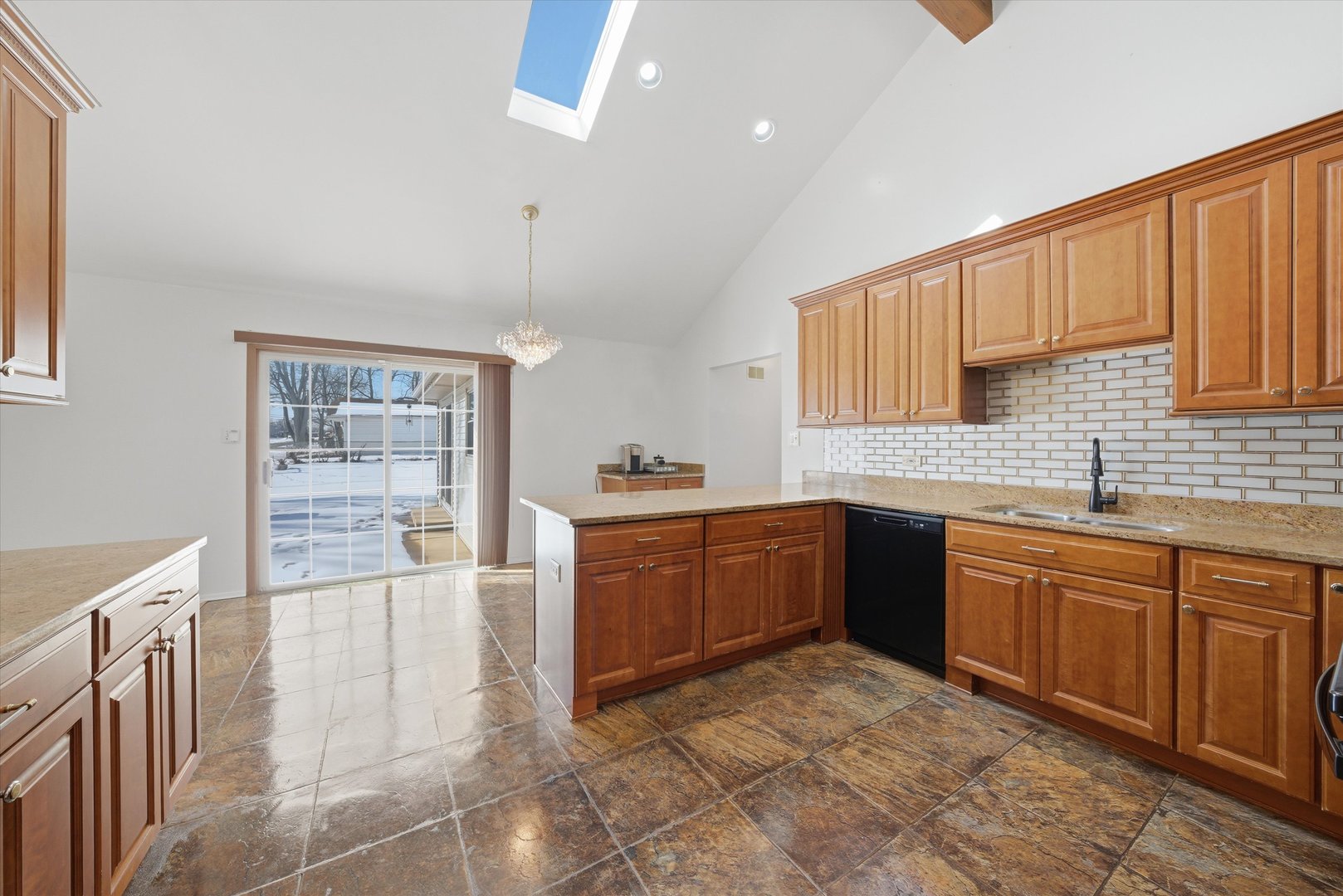 22646 Lawndale Avenue, Richton Park, IL 60471