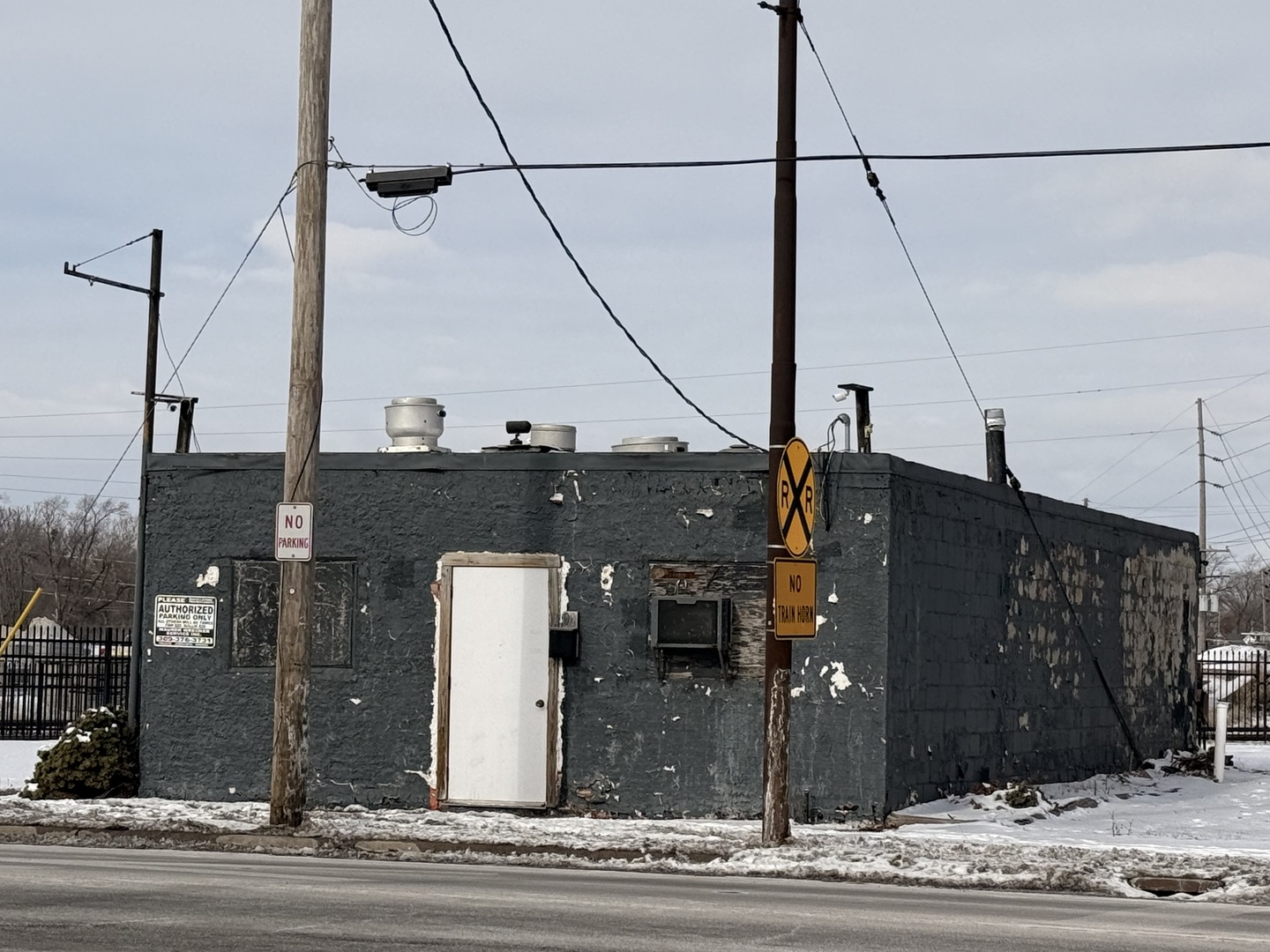 1105 W Washington Street, Bloomington, IL 61701