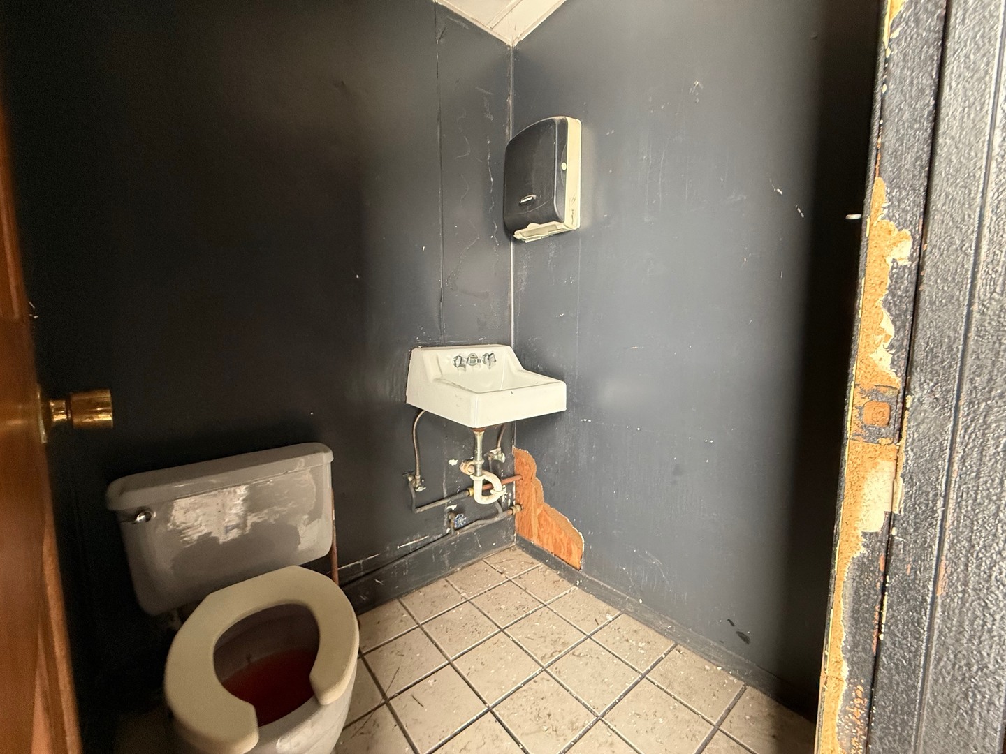 1105 W Washington Street, Bloomington, IL 61701