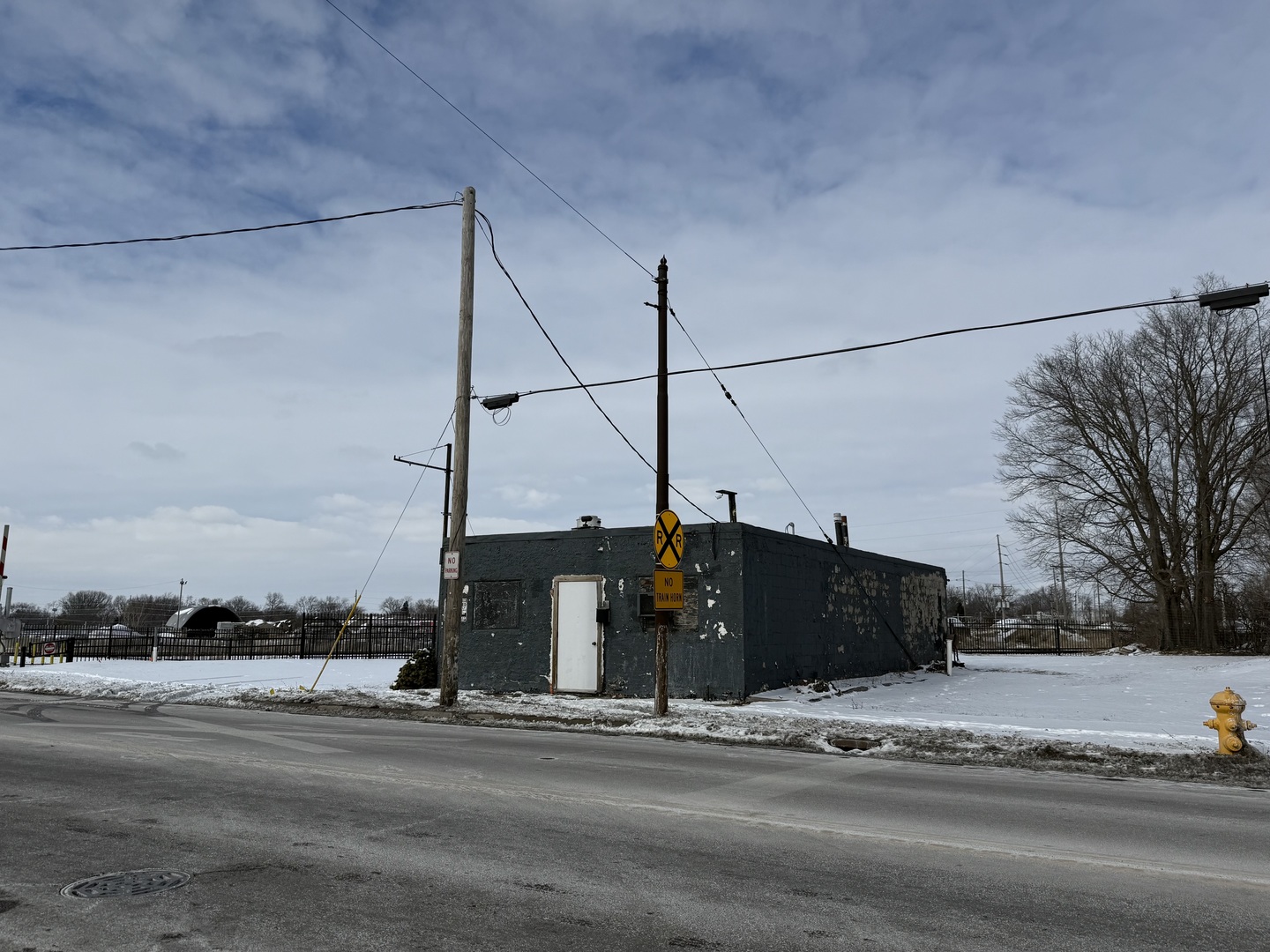 1105 W Washington Street, Bloomington, IL 61701