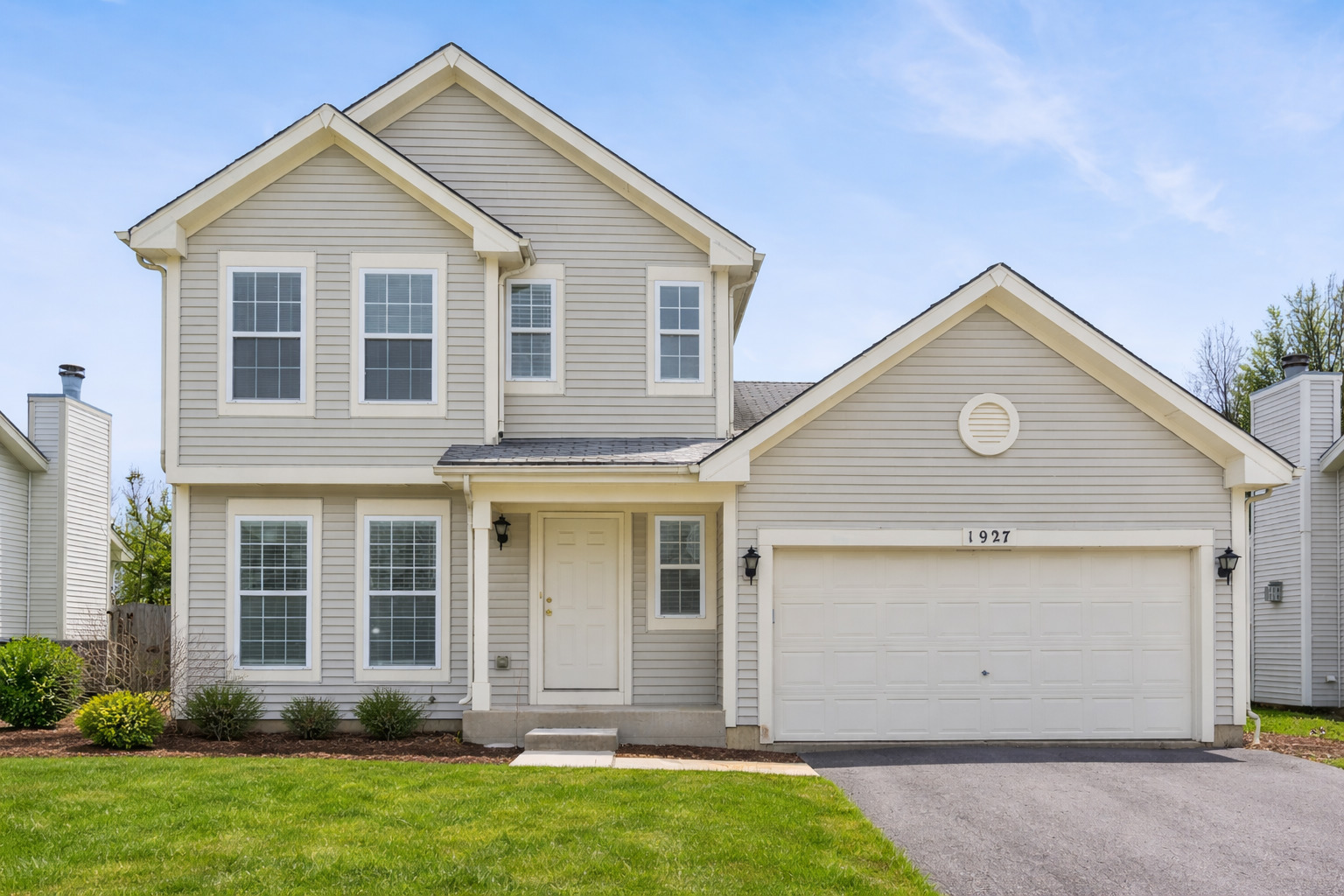 1927 Crossing Court, Naperville, IL 60540