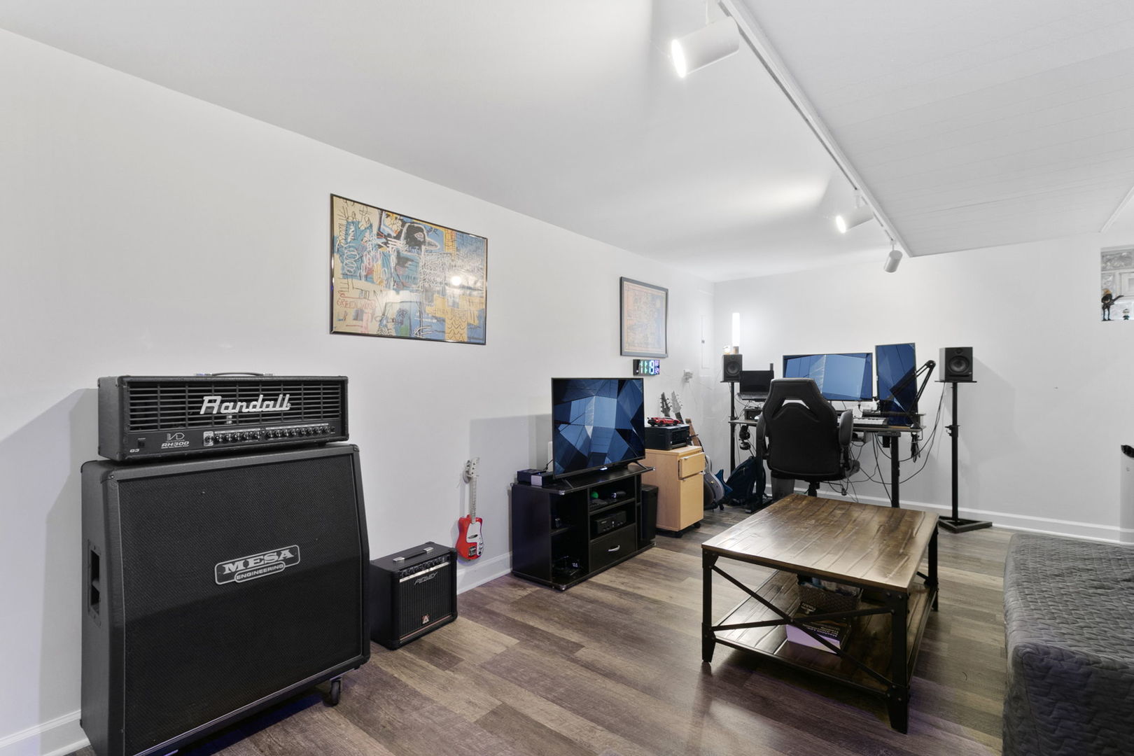 9212 S Komensky Avenue, Oak Lawn, IL 60453