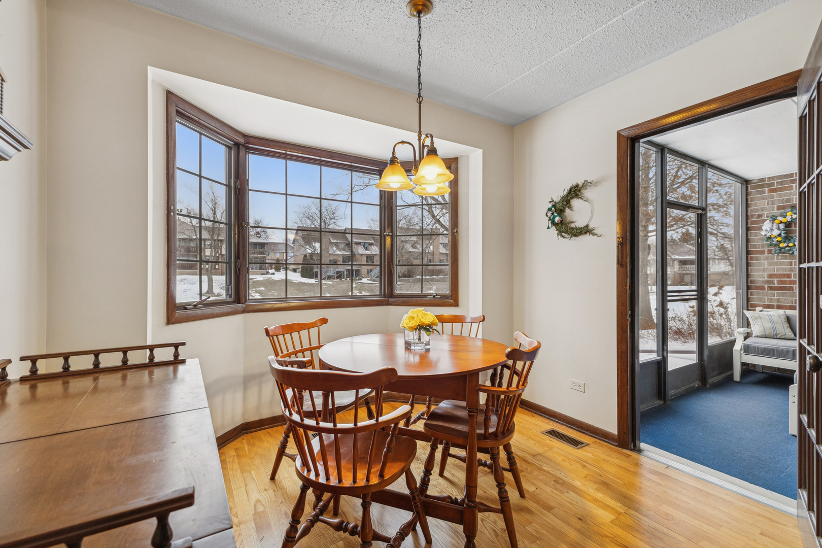 7930 W Lakeview Court #1B, Palos Heights, IL 60463