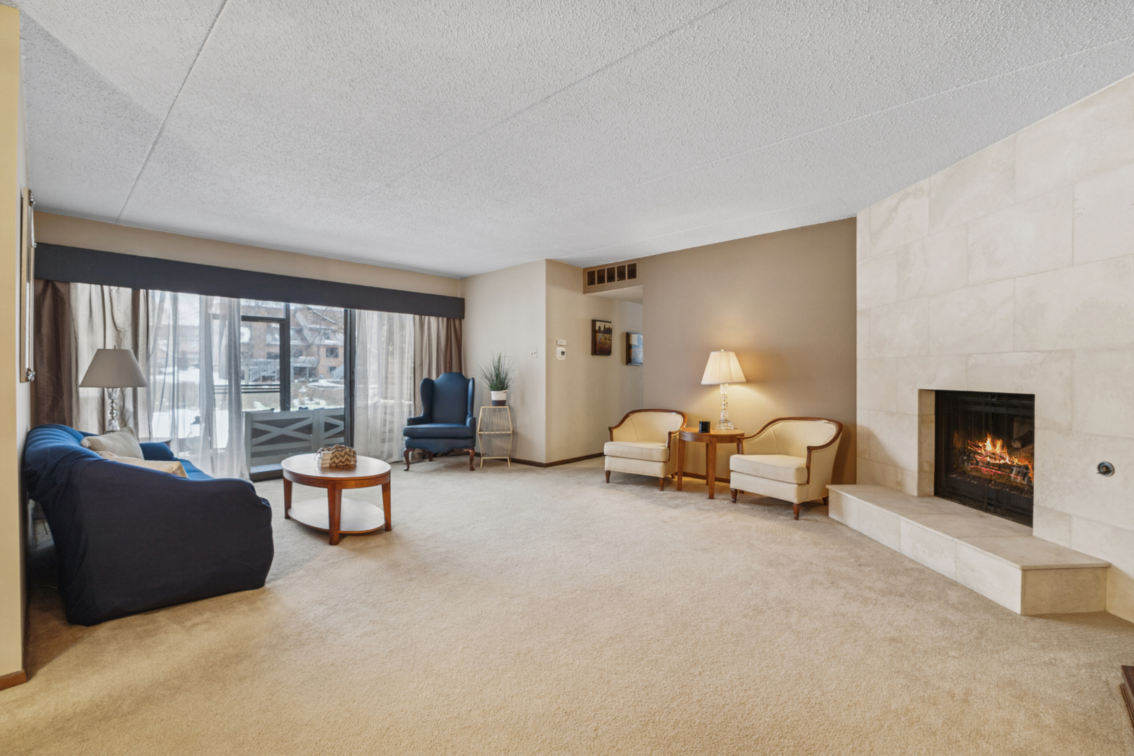 7930 W Lakeview Court #1B, Palos Heights, IL 60463