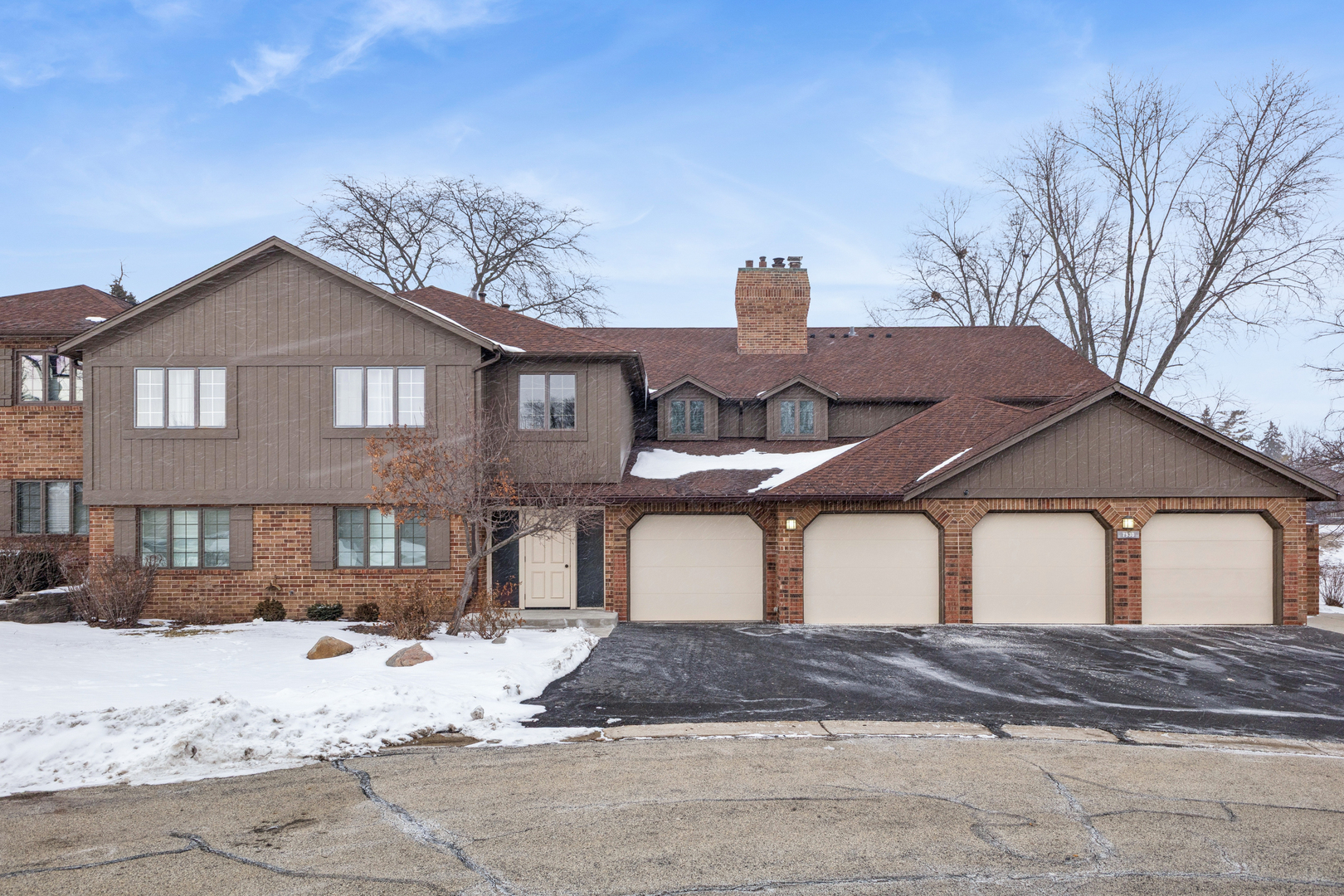 7930 W Lakeview Court #1B, Palos Heights, IL 60463
