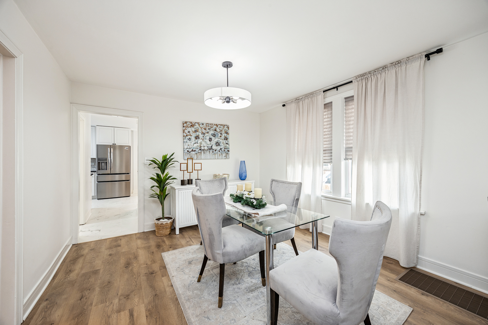 4830 W Kamerling Avenue, Chicago, IL 60651