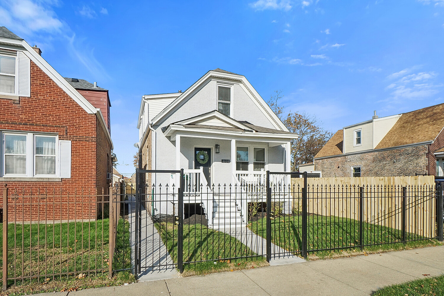 4830 W Kamerling Avenue, Chicago, IL 60651